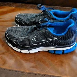 Women's Nike Pegasus 27 Tennis Shoes